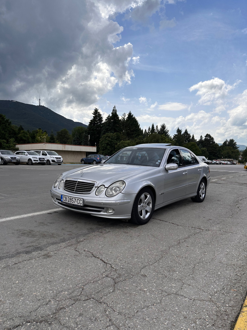 Mercedes-Benz E 270, снимка 3 - Автомобили и джипове - 46445234