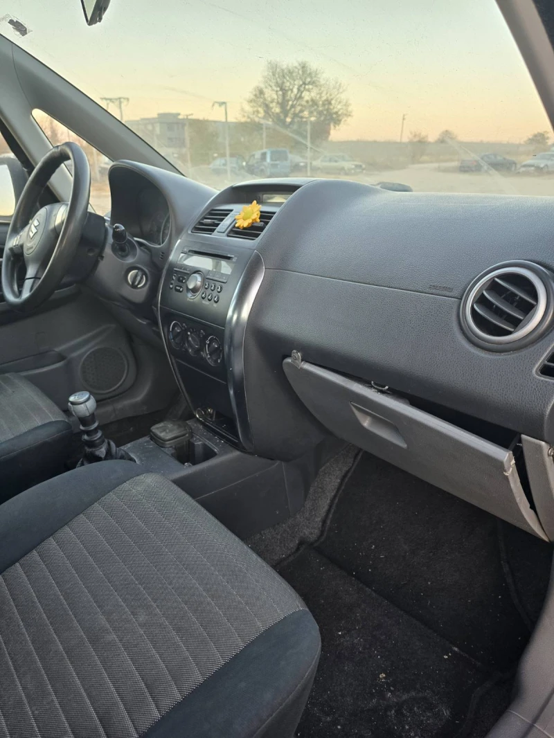 Suzuki SX4 1.6d, снимка 13 - Автомобили и джипове - 47939464