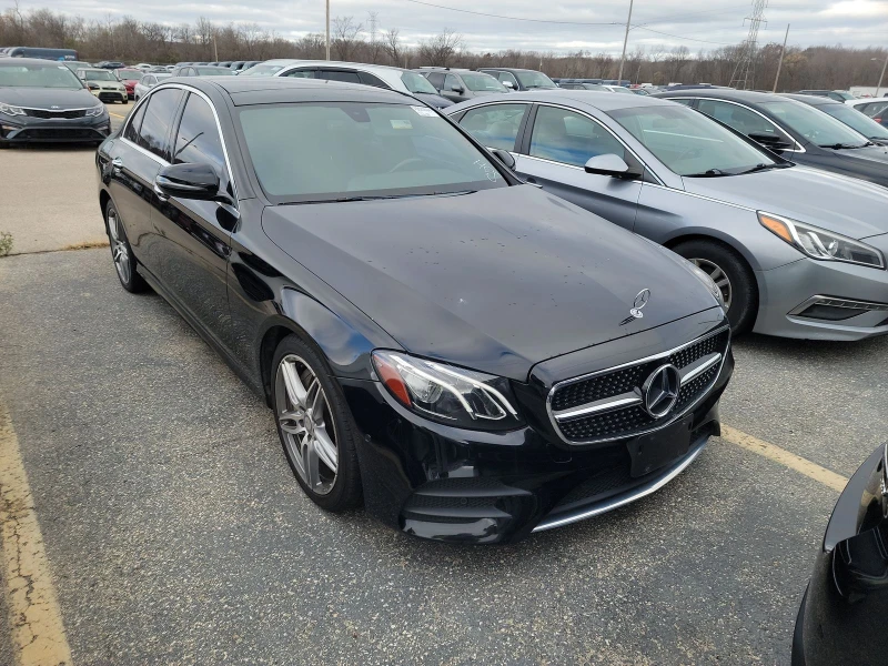 Mercedes-Benz E 300 Sport 4MATIC Sedan Provided: 2017 MERCEDES-BENZ E-, снимка 5 - Автомобили и джипове - 48041157