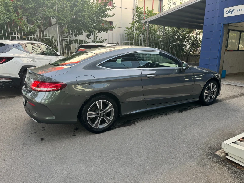 Mercedes-Benz C 250 4Matic AMG Line, снимка 4 - Автомобили и джипове - 48679566