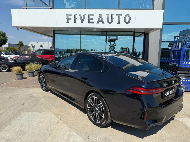 BMW 520 M-Pack PRO/ ГАРАНЦИЯ до 09.2027 г., снимка 5 - Автомобили и джипове - 51420190