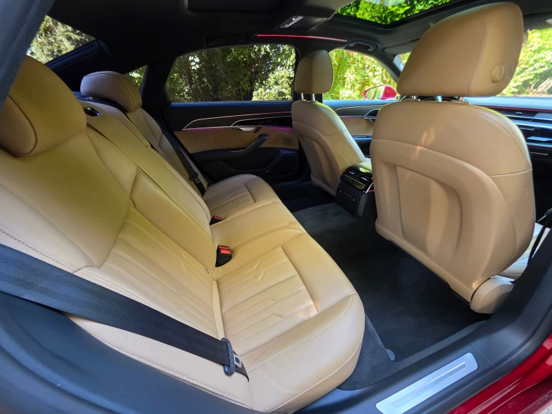 Audi A8 LONG* ВАКУУМ* ДИСТРОНИК* ПАНОРАМА* B&O* ЛИЗИНГ* , снимка 11 - Автомобили и джипове - 51645398