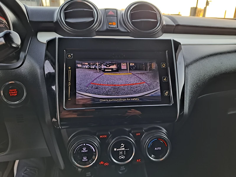 Suzuki Swift HIBRID 4x4 ALLGRIP - FUL EKSTRI, снимка 14 - Автомобили и джипове - 52265829
