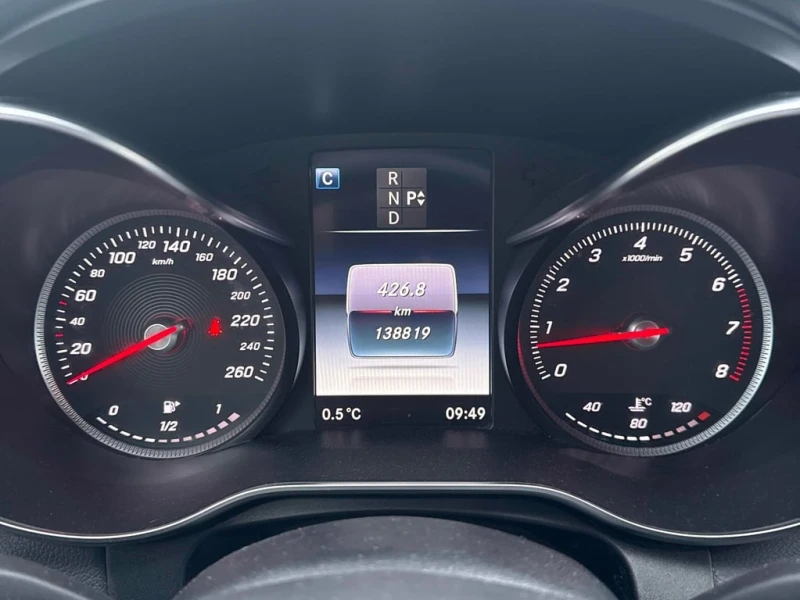 Mercedes-Benz C 300 * CARFAX * ЦЕНА ДО БГ, снимка 8 - Автомобили и джипове - 53306367