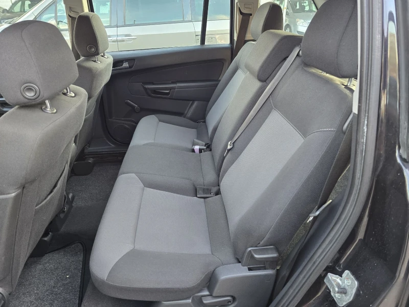 Opel Zafira 1.6i 7МЕСТА FACELIFT , снимка 8 - Автомобили и джипове - 53503084