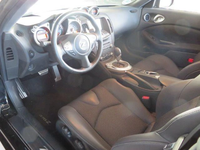 Nissan 370Z 3.7 Roadster, снимка 10 - Автомобили и джипове - 6966992