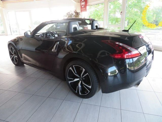 Nissan 370Z 3.7 Roadster, снимка 4 - Автомобили и джипове - 6966992