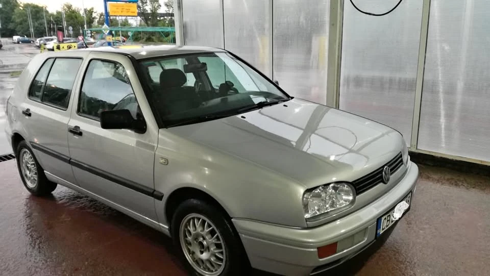 VW Golf, снимка 1