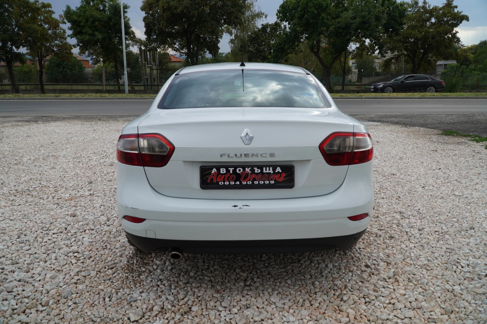 Renault Fluence 1.5DCi 110k.c. РЕГИСТРИРАН!!! - изображение 7