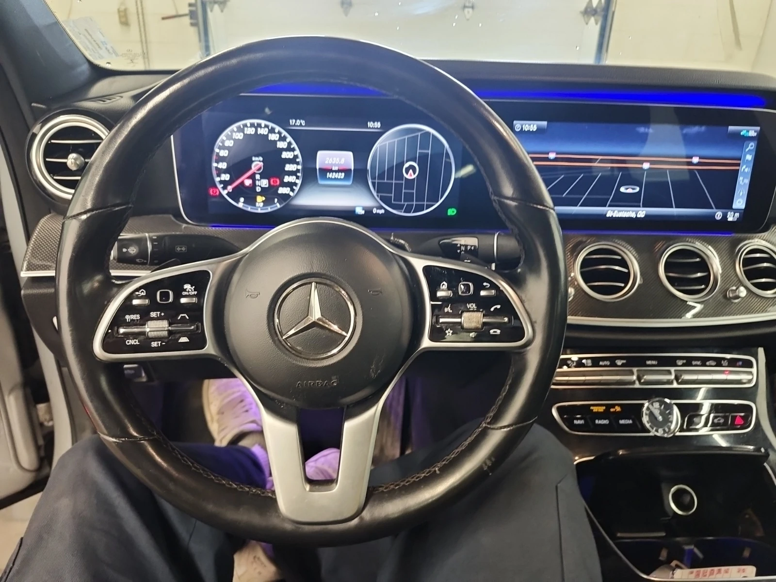 Mercedes-Benz E 300 CARFAX* ОПЦИЯ ЗА ФИНАНСИРАНЕ*  - изображение 8