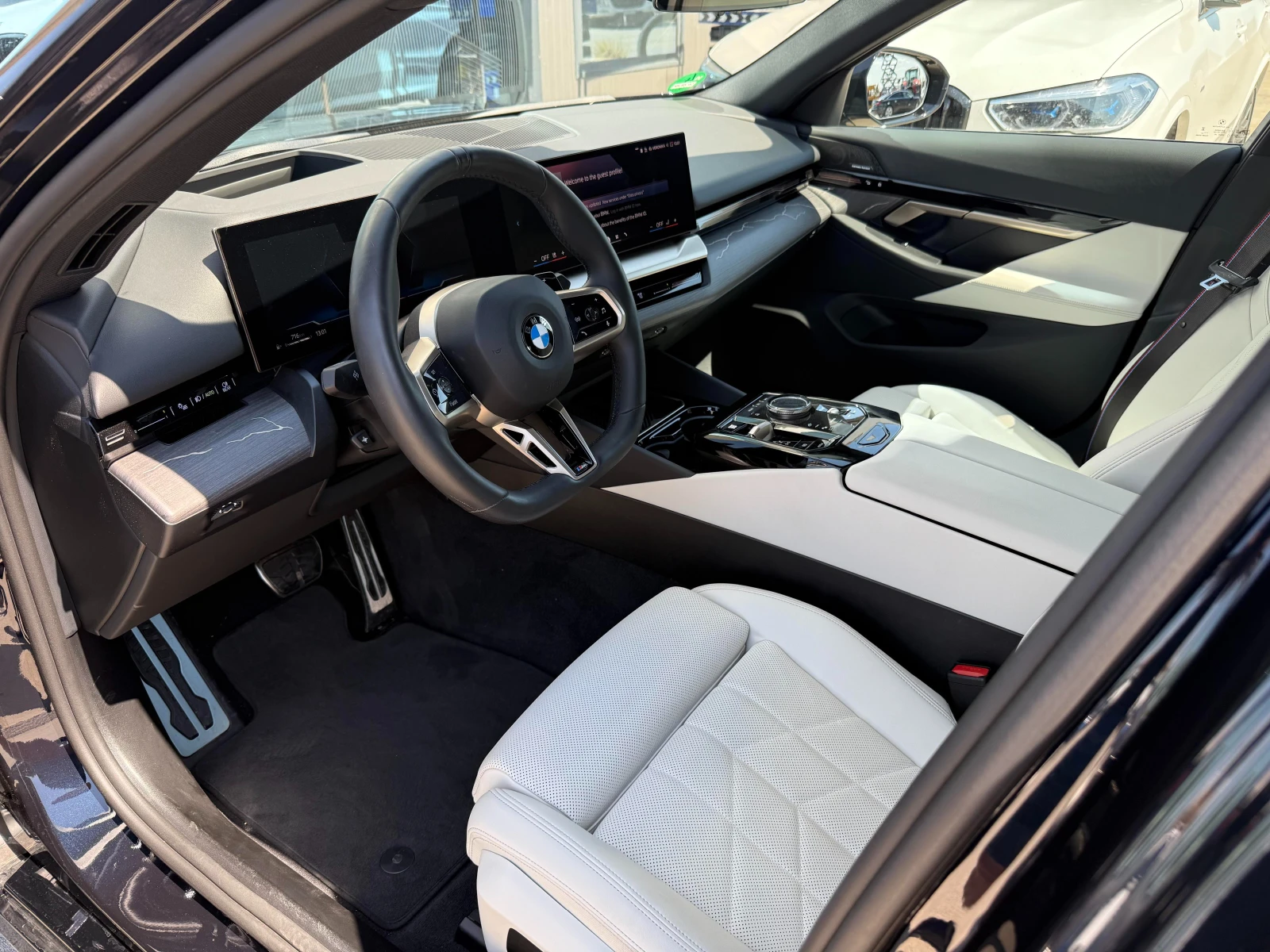 BMW 520 M-Pack PRO/ ГАРАНЦИЯ до 09.2027 г. - изображение 9
