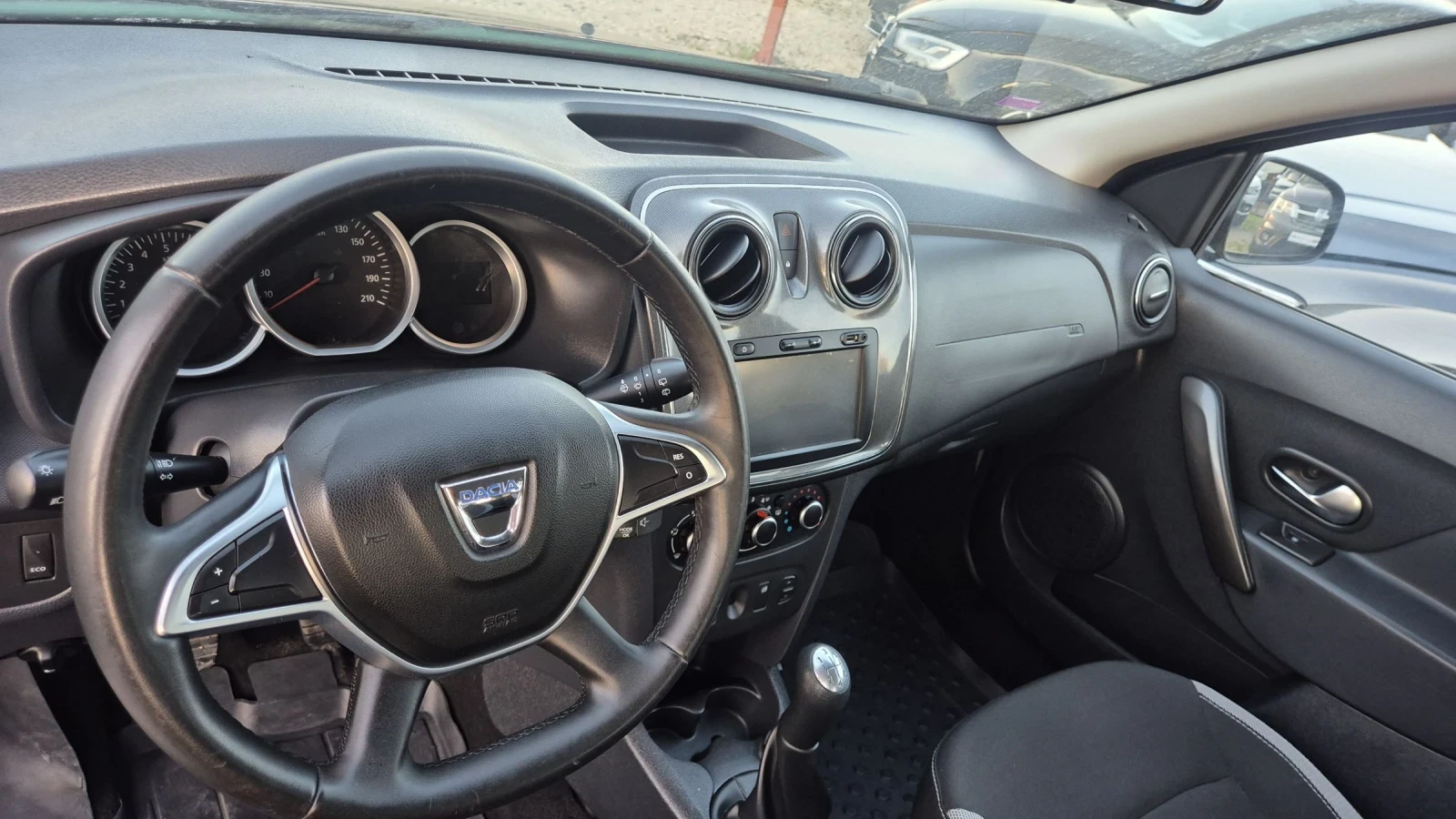 Dacia Sandero 1.5 DCI STEPWAY ���� ��������� ��� ������  | Mobile.bg � ����������� 12