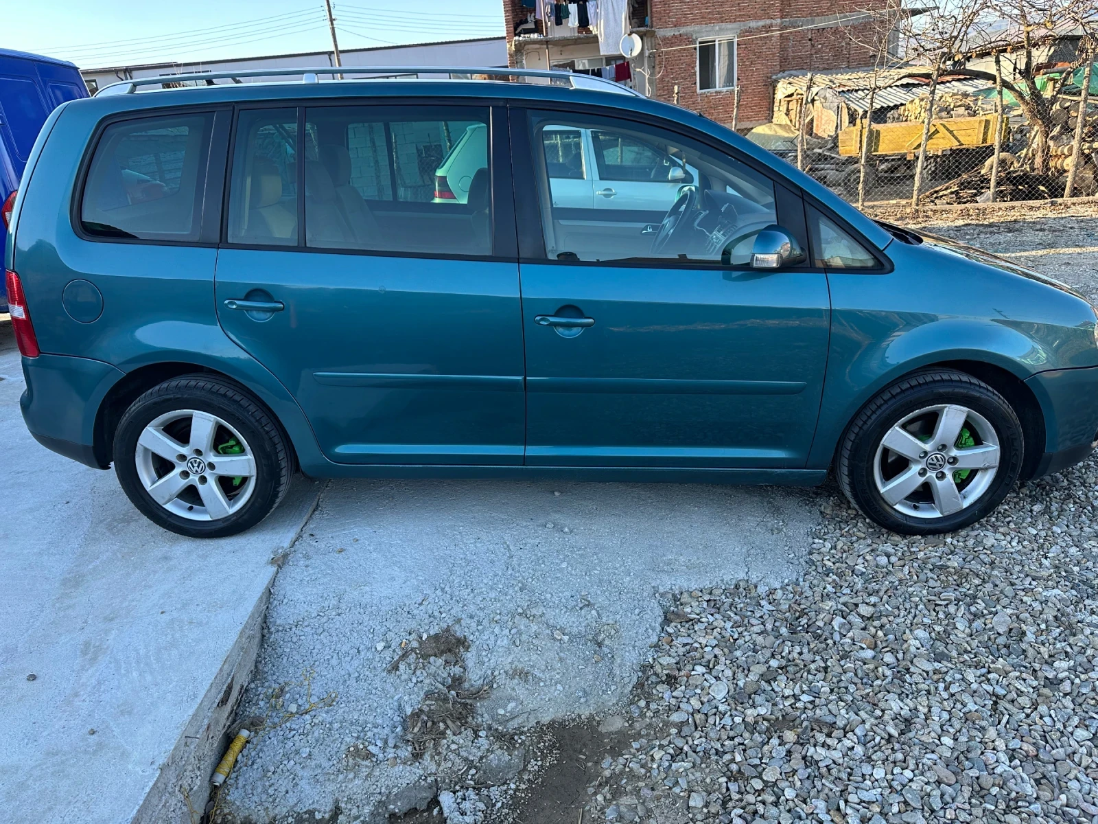 VW Touran 1.9тди 105кс 6ск 7местна хладилна жабка - изображение 7