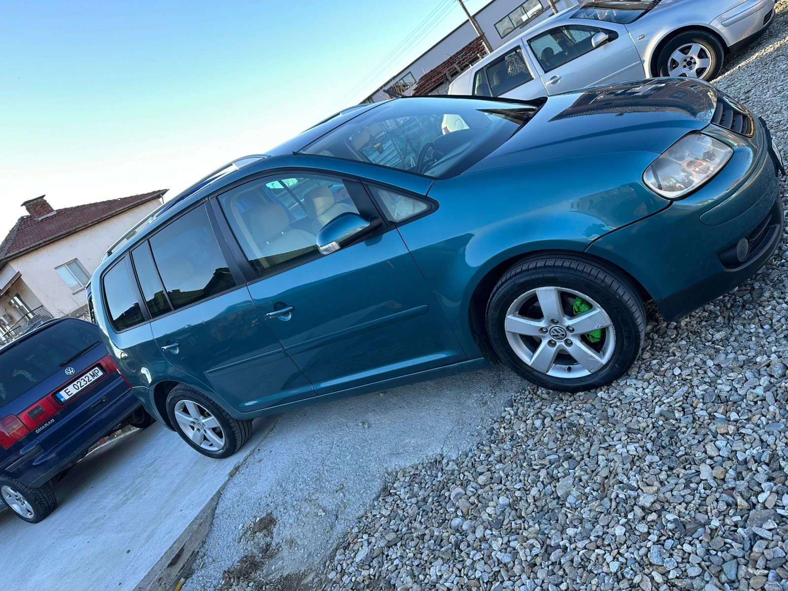 VW Touran 1.9тди 105кс 6ск 7местна хладилна жабка - изображение 8