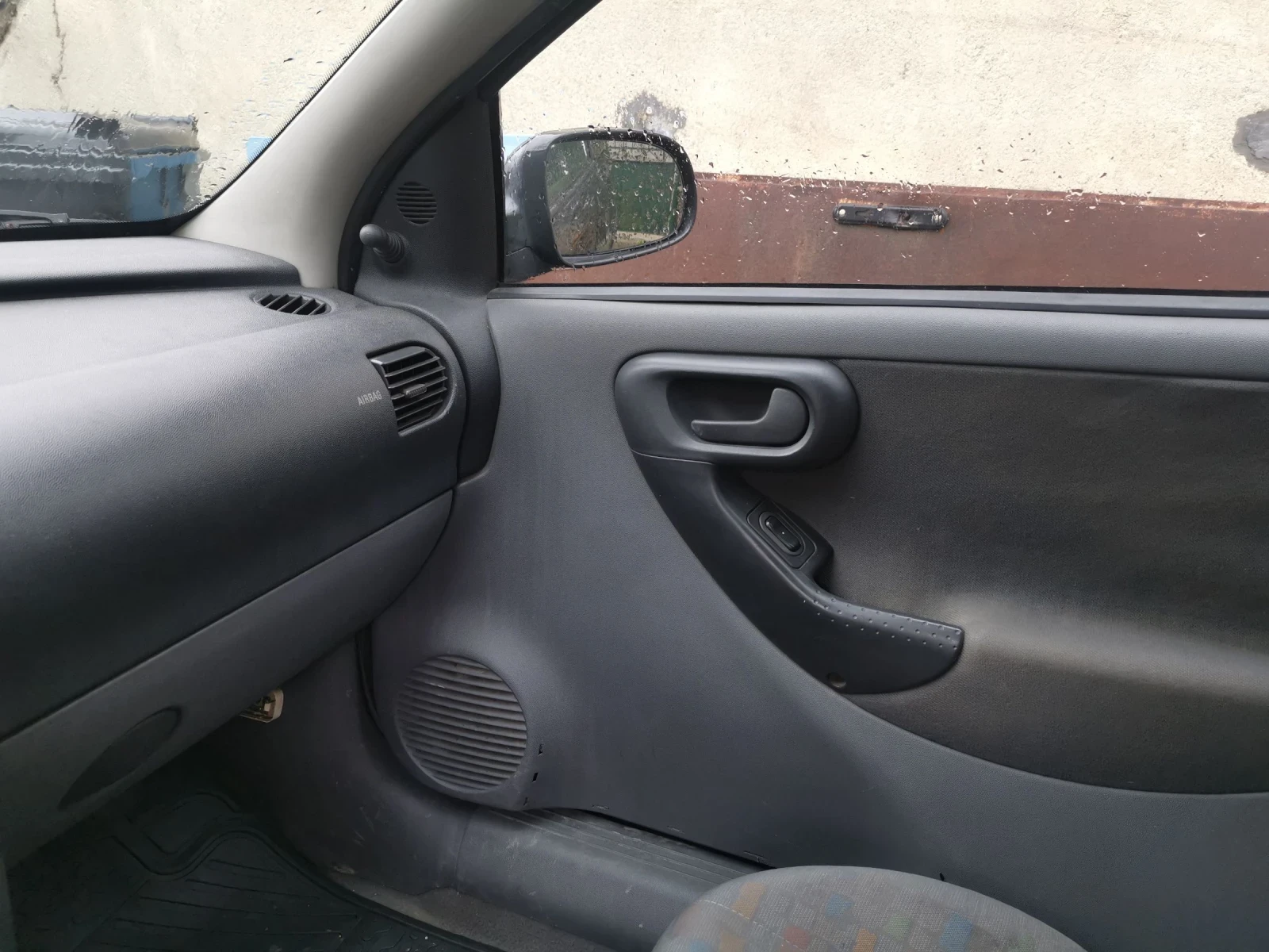 Opel Corsa, снимка 11 - Автомобили и джипове - 54002003