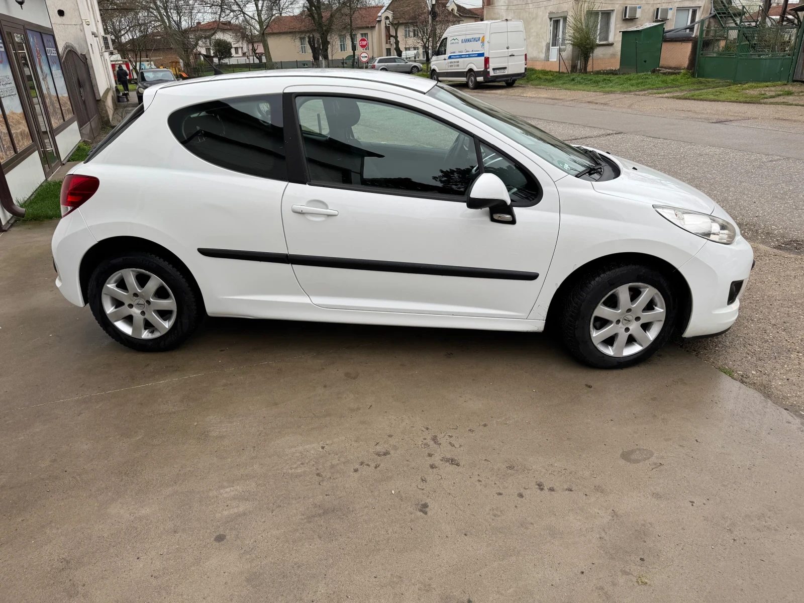 Peugeot 207 Peugeot 207 1.4 HDI, снимка 4 - Автомобили и джипове - 54084405