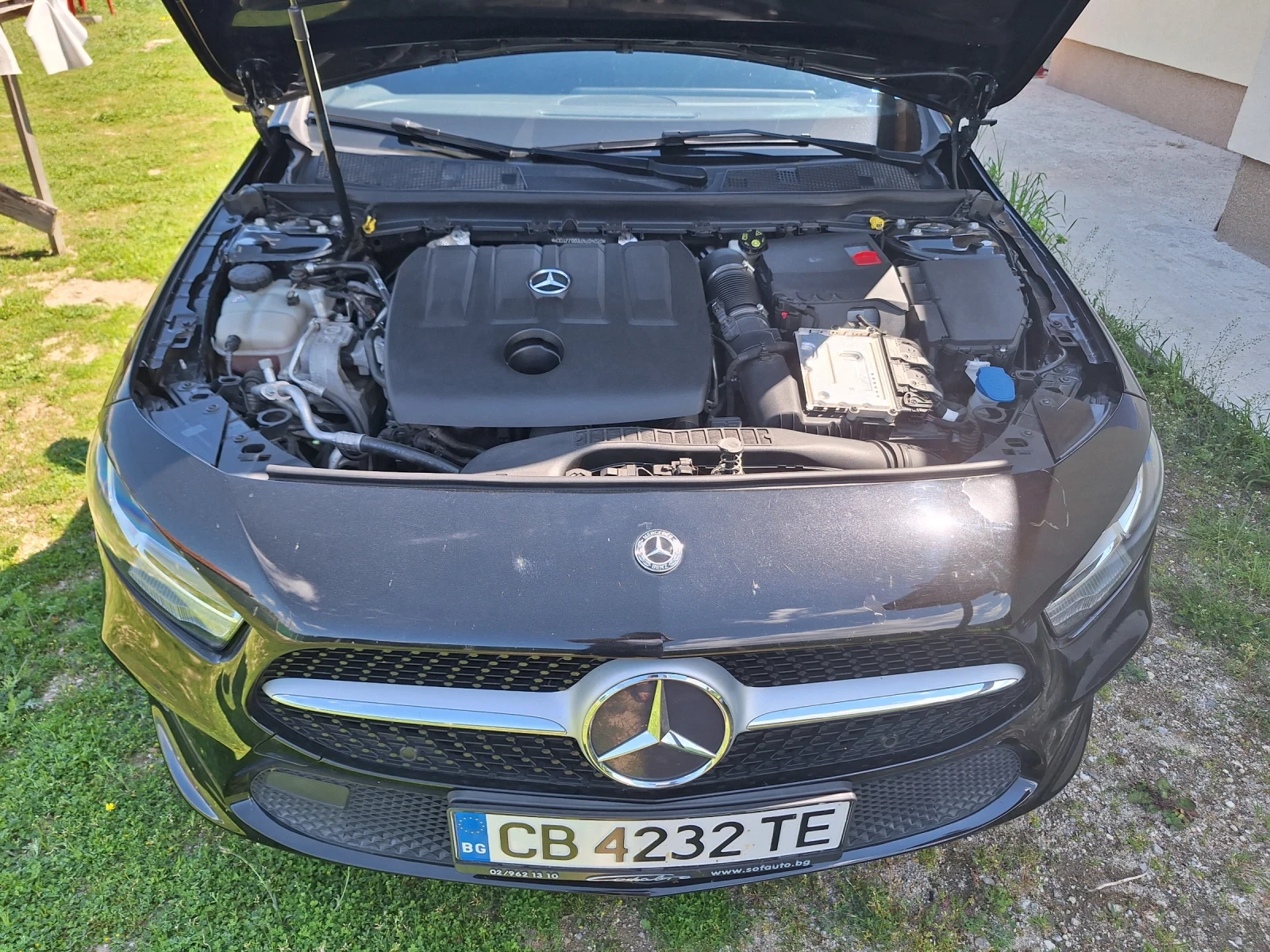 Mercedes-Benz A 180, снимка 3 - Автомобили и джипове - 54124645