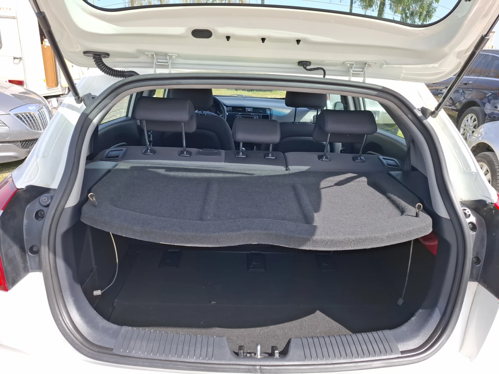 Kia Rio 4+ 1, снимка 14 - Автомобили и джипове - 54207873