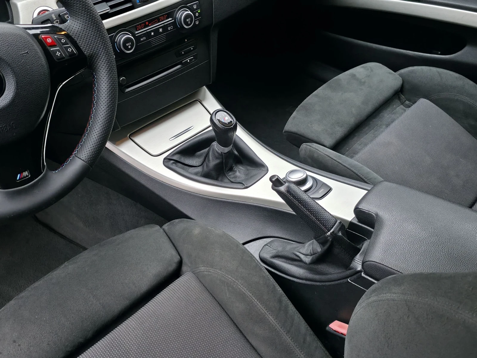 BMW 320 d 163 M Italy, снимка 9 - Автомобили и джипове - 54313027