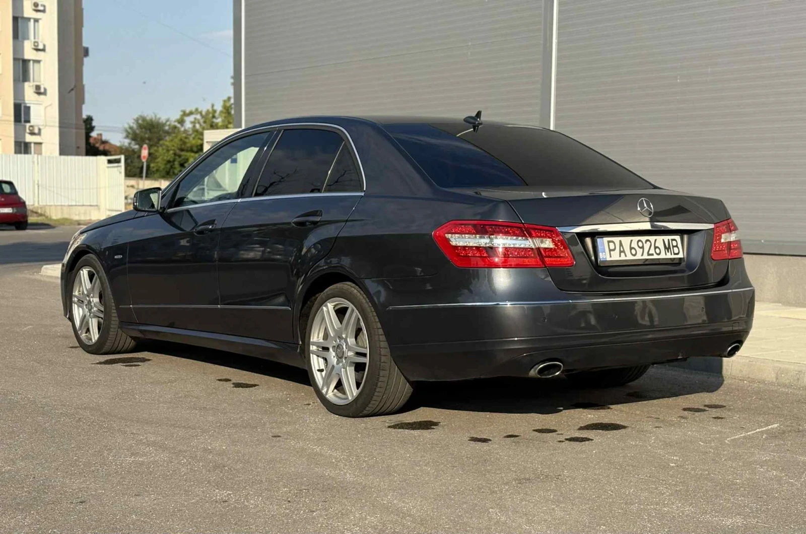 Mercedes-Benz E 350 Avantgarde, снимка 5 - Автомобили и джипове - 54422446
