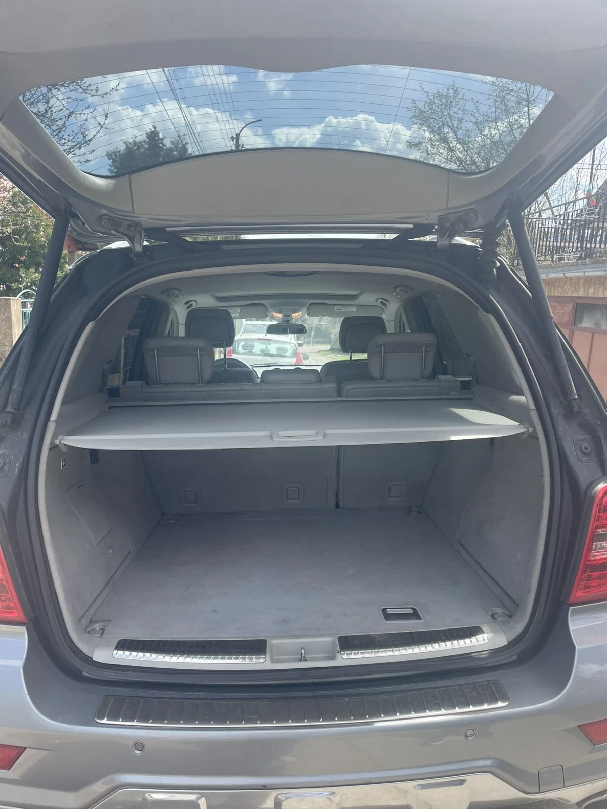 Mercedes-Benz ML 550 Мл550, снимка 3 - Автомобили и джипове - 54817033