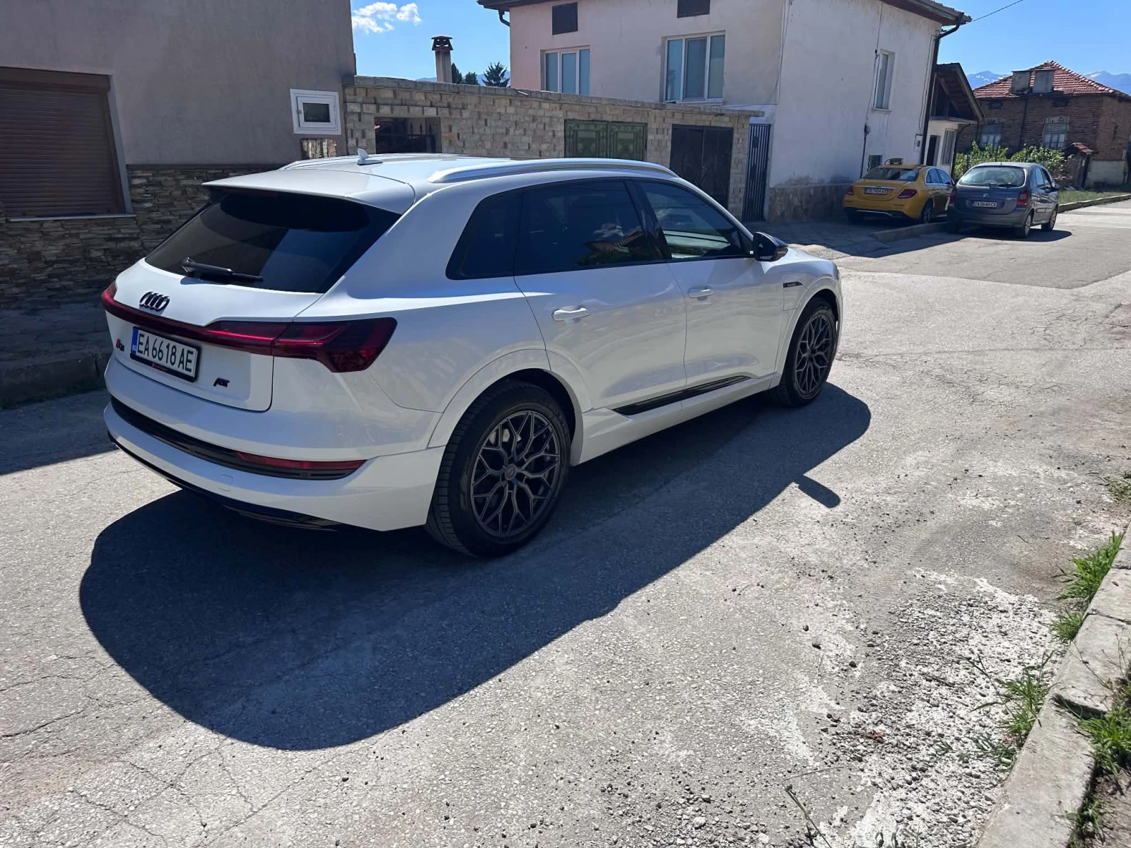 Audi E-Tron Q8 E-TRON, снимка 3 - Автомобили и джипове - 55078982