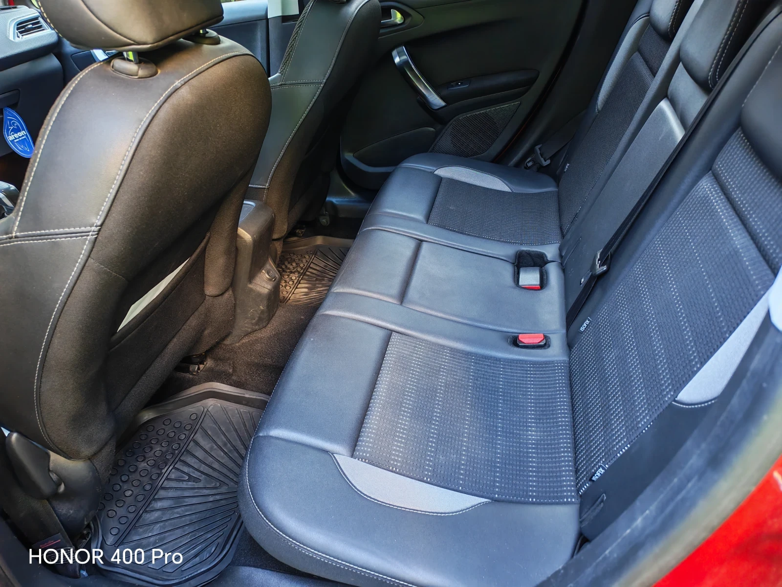 Peugeot 2008 Allure, снимка 8 - Автомобили и джипове - 55513495