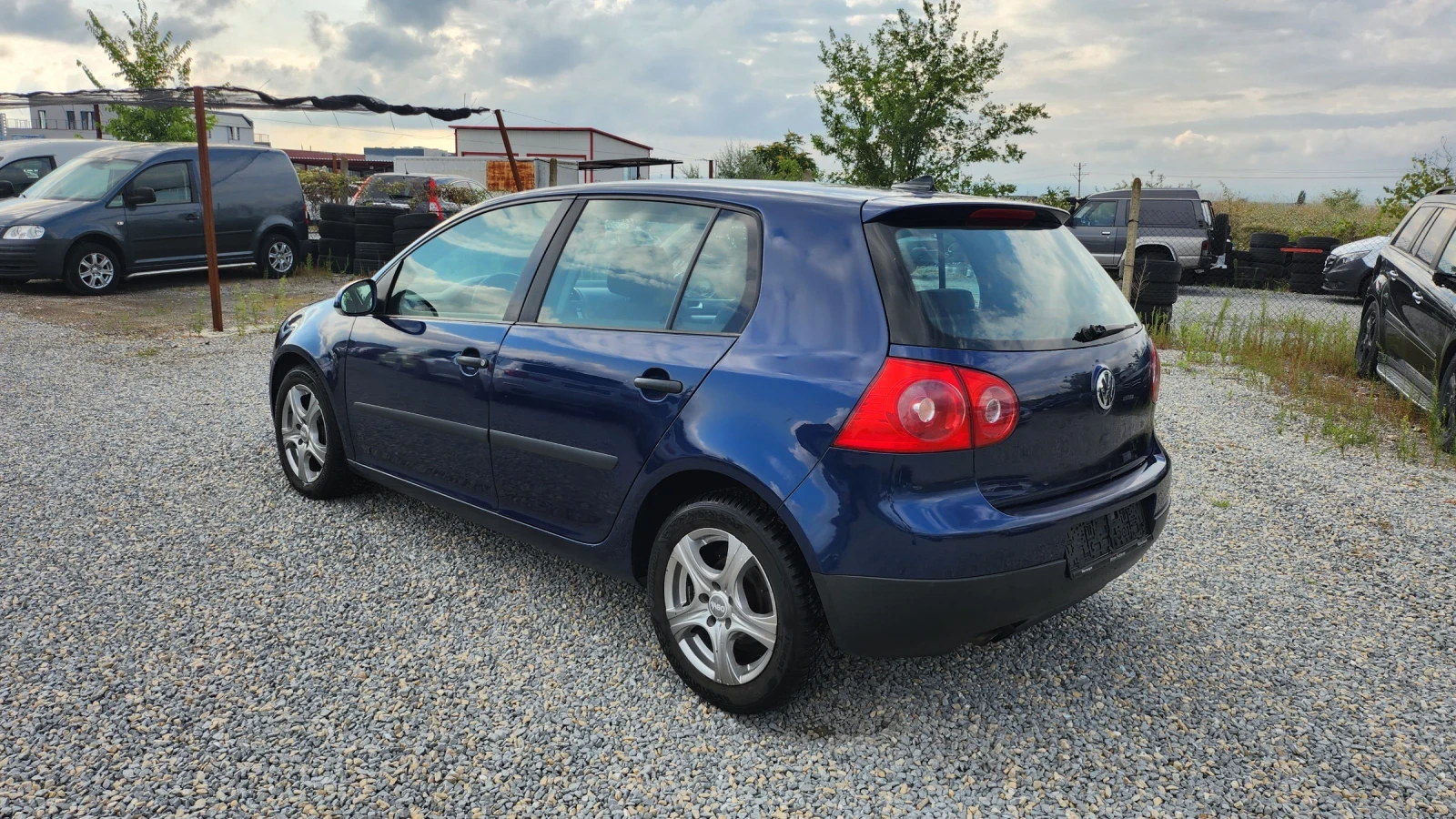 VW Golf 1.9 TDI 6 скорости, снимка 6 - Автомобили и джипове - 55842534