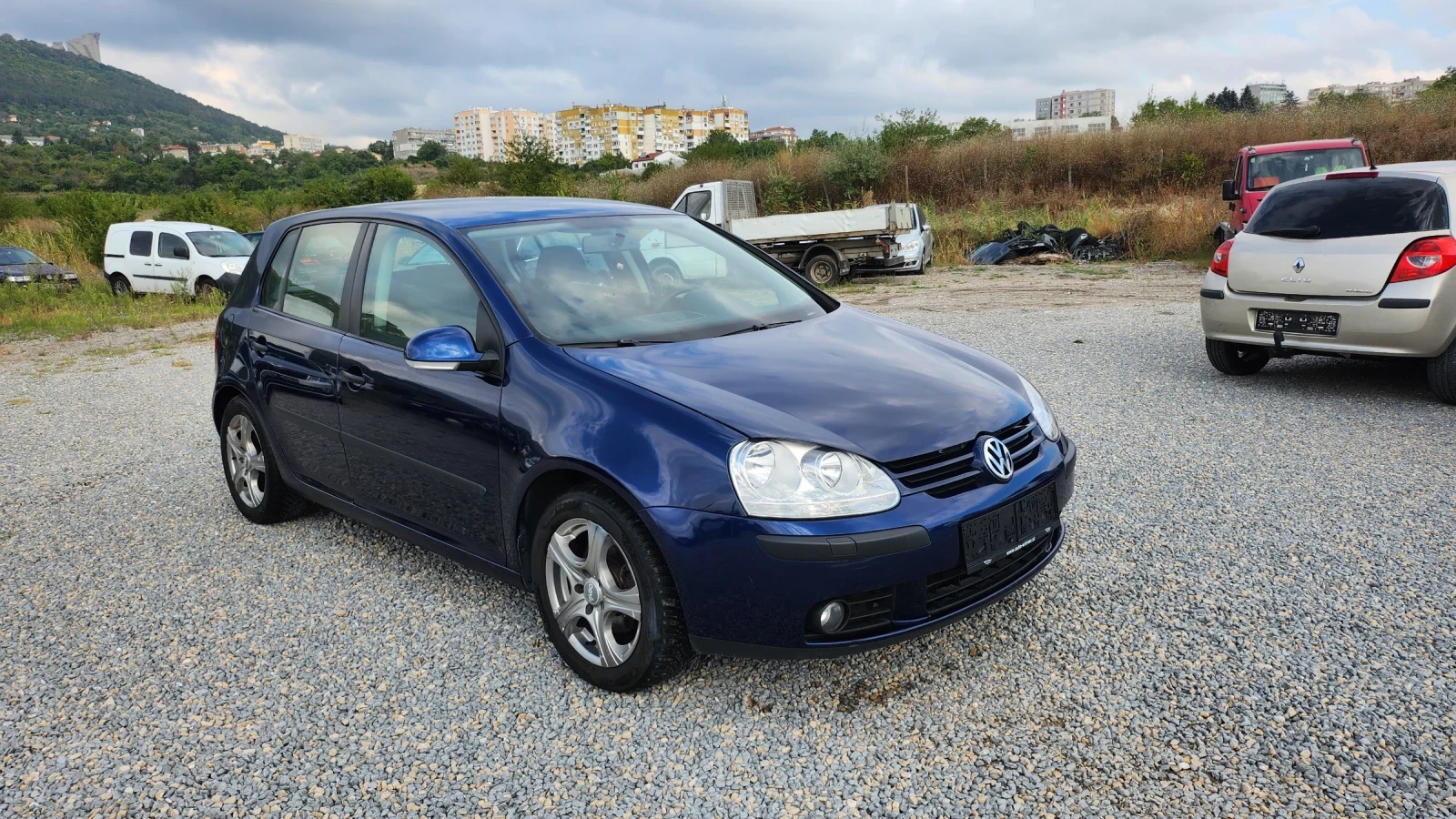 VW Golf 1.9 TDI 6 скорости, снимка 3 - Автомобили и джипове - 55842534