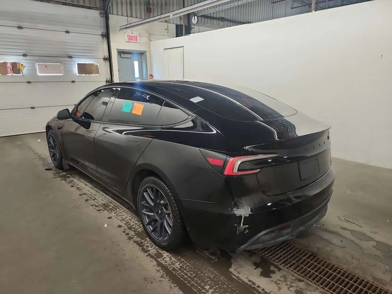 Tesla Model 3  RWD / Carfax / ����������  | Mobile.bg � ����������� 4