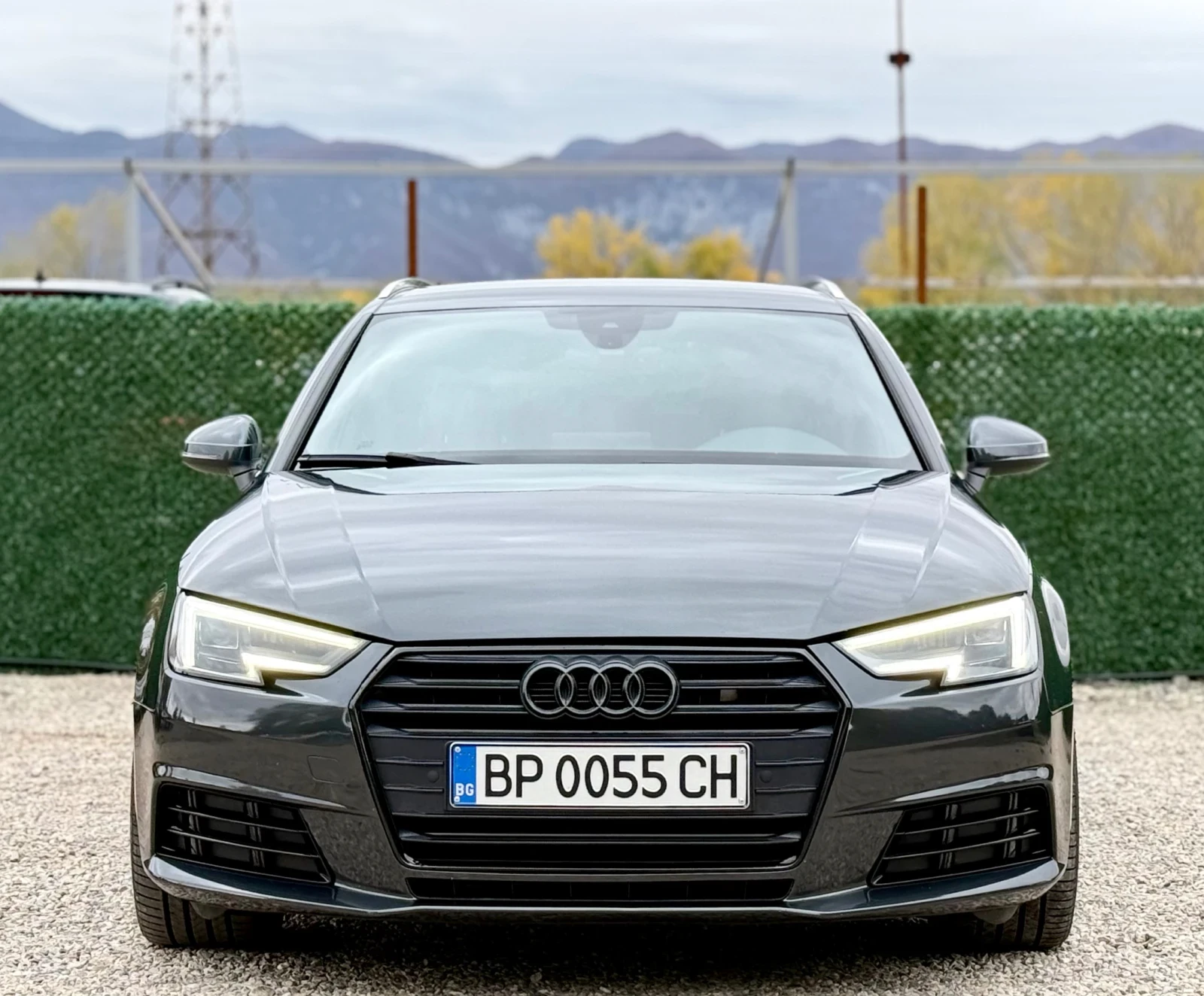 Audi A4 2.0TDi//S-LINE* EXCLUSIVE* DIGITAL* CarPlay, снимка 2 - Автомобили и джипове - 56524351