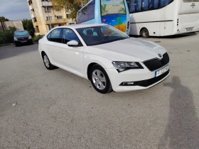 Skoda Superb, снимка 2