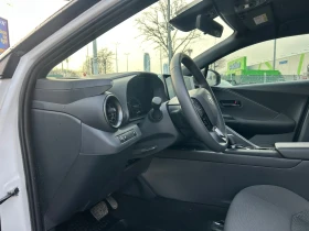 Toyota C-HR 1.8 HYBRID НОВ* ГАРАНЦИЯ* БЯЛА ПЕРЛА - 30000 € / 58674.90 лв. - 18136463 12