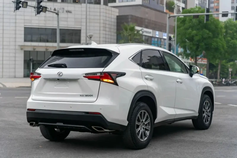 Lexus NX 200t 30 000km, снимка 6 - Автомобили и джипове - 47142943