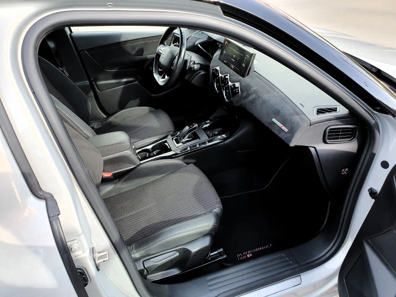 DS DS 3 Crossback 1.5BlueHDI/Performance Line/Automatic, снимка 11 - Автомобили и джипове - 51777984