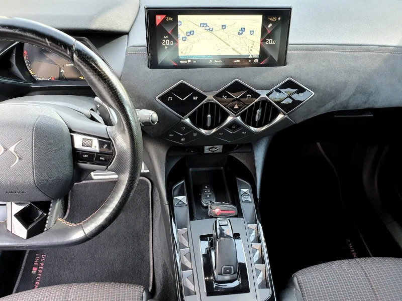 DS DS 3 Crossback 1.5BlueHDI/Performance Line/Automatic, снимка 9 - Автомобили и джипове - 51777984