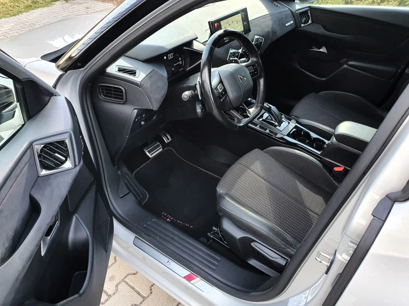 DS DS 3 Crossback 1.5BlueHDI/Performance Line/Automatic, снимка 7 - Автомобили и джипове - 51777984