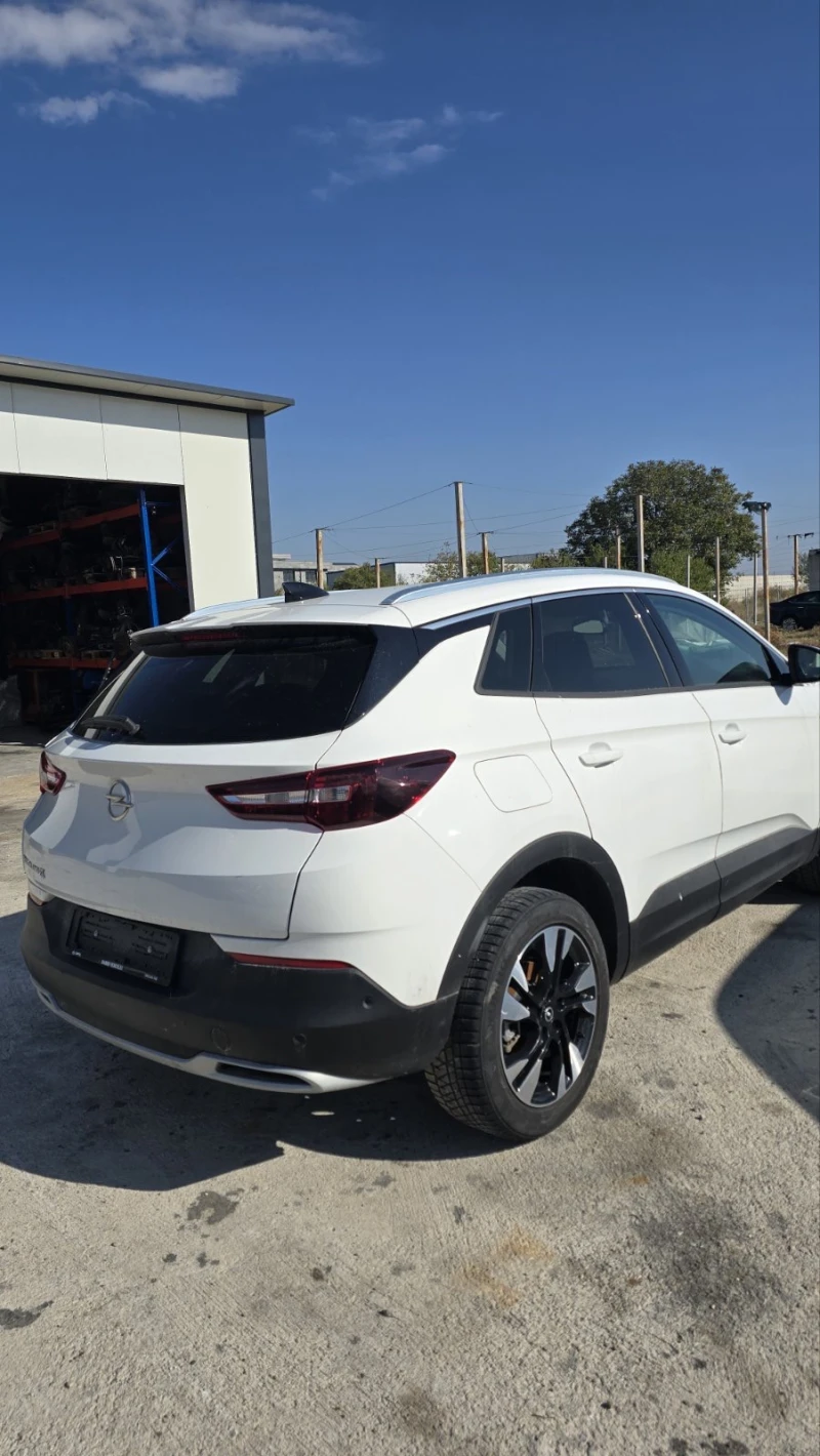Opel Grandland X 1.5cdti, снимка 2 - Автомобили и джипове - 52154128