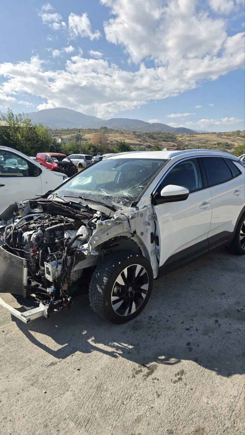 Opel Grandland X 1.5cdti, снимка 6 - Автомобили и джипове - 52154128