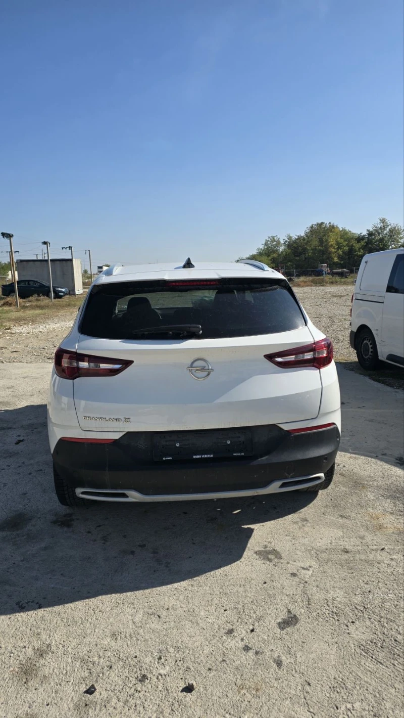 Opel Grandland X 1.5cdti, снимка 3 - Автомобили и джипове - 52154128