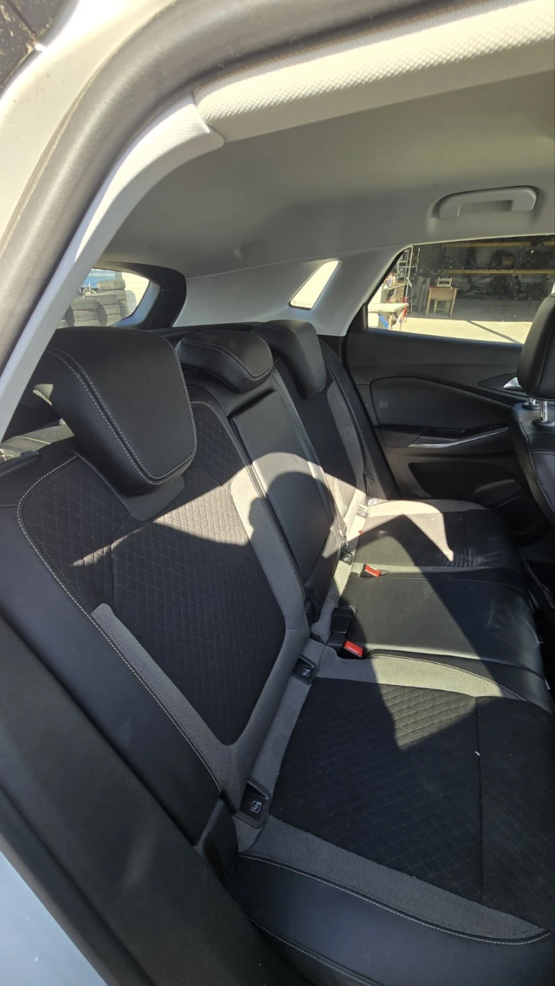Opel Grandland X 1.5cdti, снимка 9 - Автомобили и джипове - 52154128