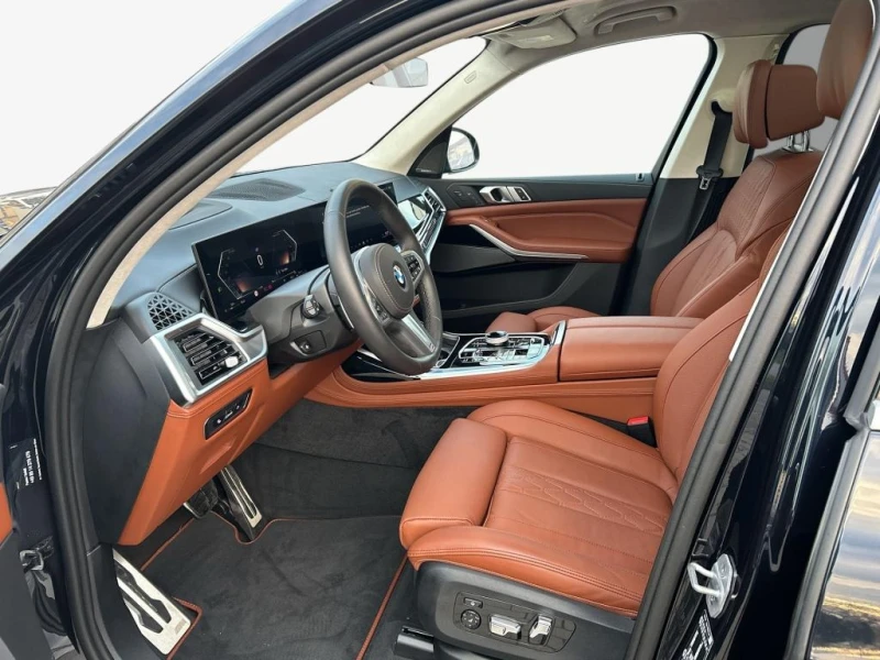 BMW X7 40d/xDrive/FACELIFT/M-SPORT/H&K/PANO/HUD/EXCLUSIVE, снимка 7 - Автомобили и джипове - 52447125