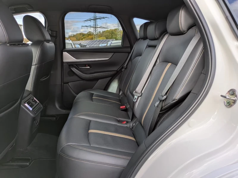 Mazda CX-60 3.3d/254HP/HOMURA/AWD/MATRIX/BOSE/360/HUD/639g, снимка 15 - Автомобили и джипове - 52571974