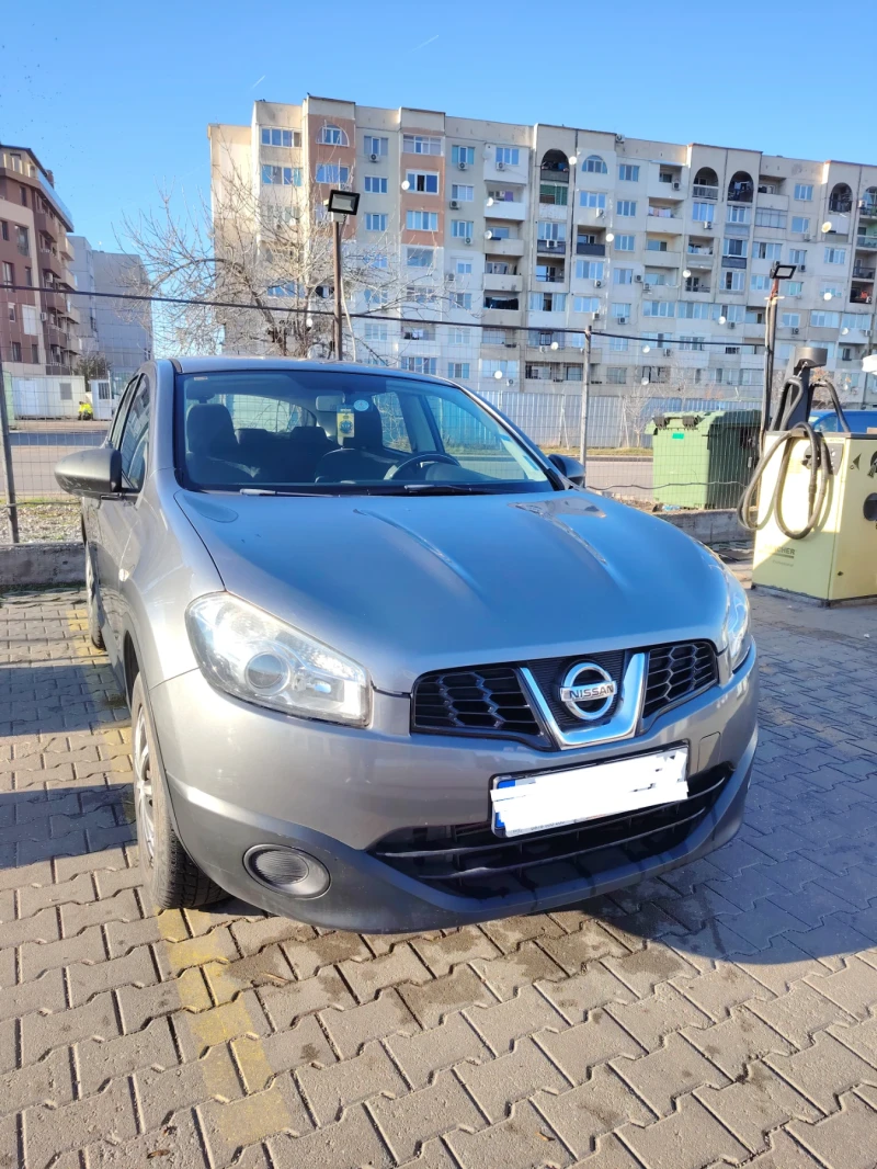Nissan Qashqai 1.6, снимка 2 - Автомобили и джипове - 53146938