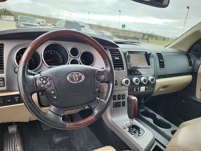 Toyota Sequoia, снимка 7 - Автомобили и джипове - 47980992