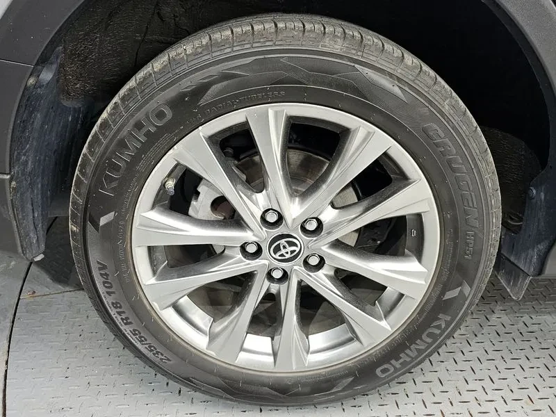 Toyota Rav4 2.5 4Wd Hybrid, снимка 5 - Автомобили и джипове - 55611122