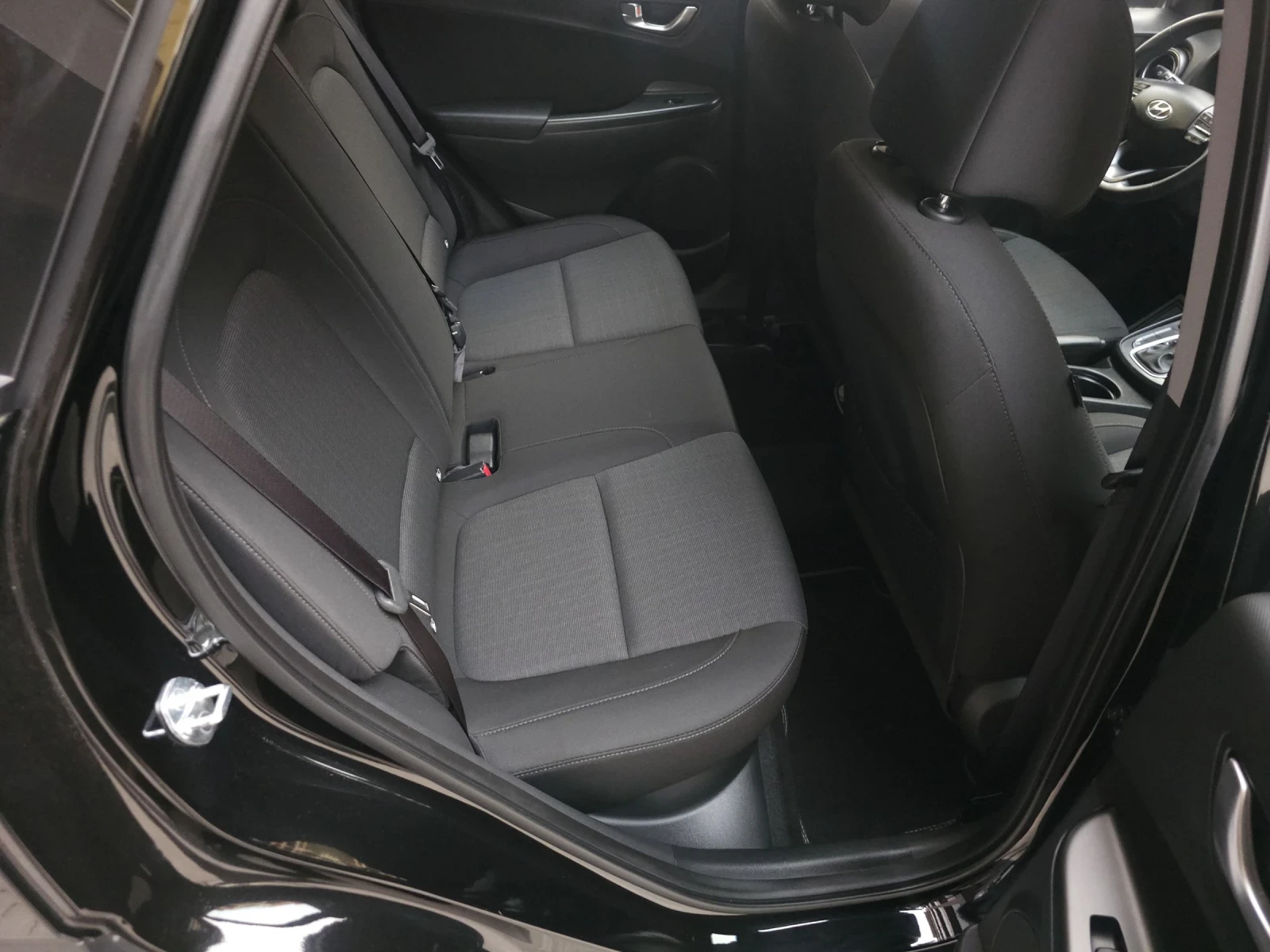 Hyundai Kona 1.6  Mild Hybrid  | Mobile.bg   13