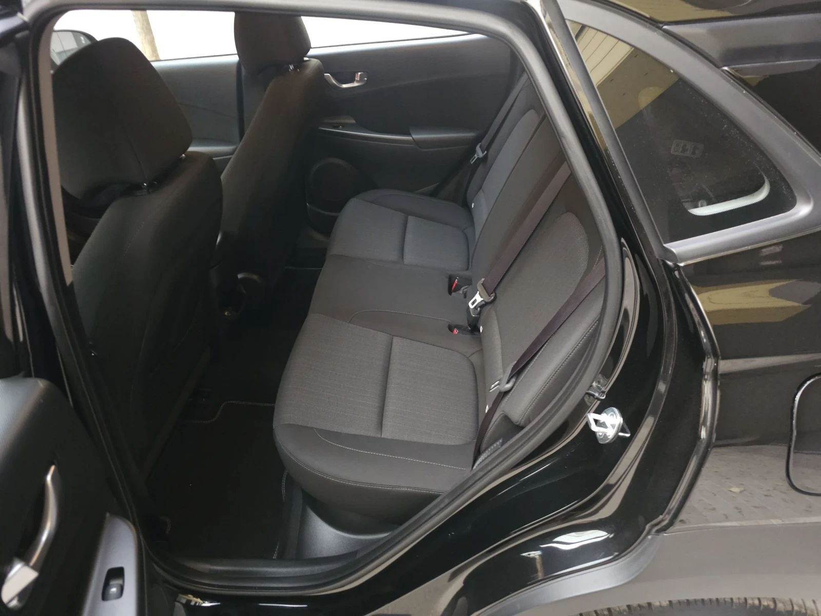 Hyundai Kona 1.6  Mild Hybrid  | Mobile.bg   12