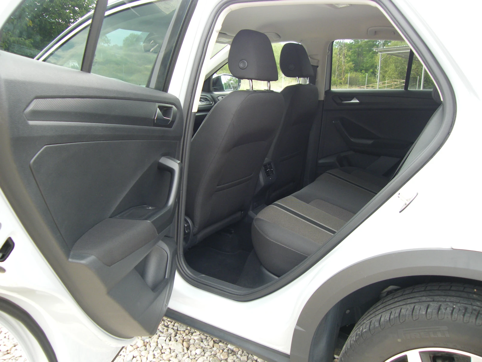 VW T-Roc 1.6TDI - изображение 9