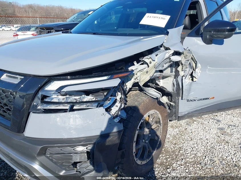 Nissan Pathfinder 3.5L V-6 DI, DOHC, VVT, 295HP 4X4 Drive, снимка 6 - Автомобили и джипове - 53937316